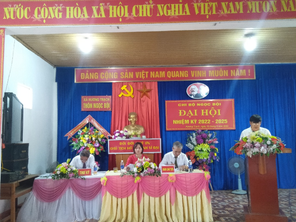 Hương Trạch tổ chức Đại hội Chi bộ nhiệm kỳ 2022-2025