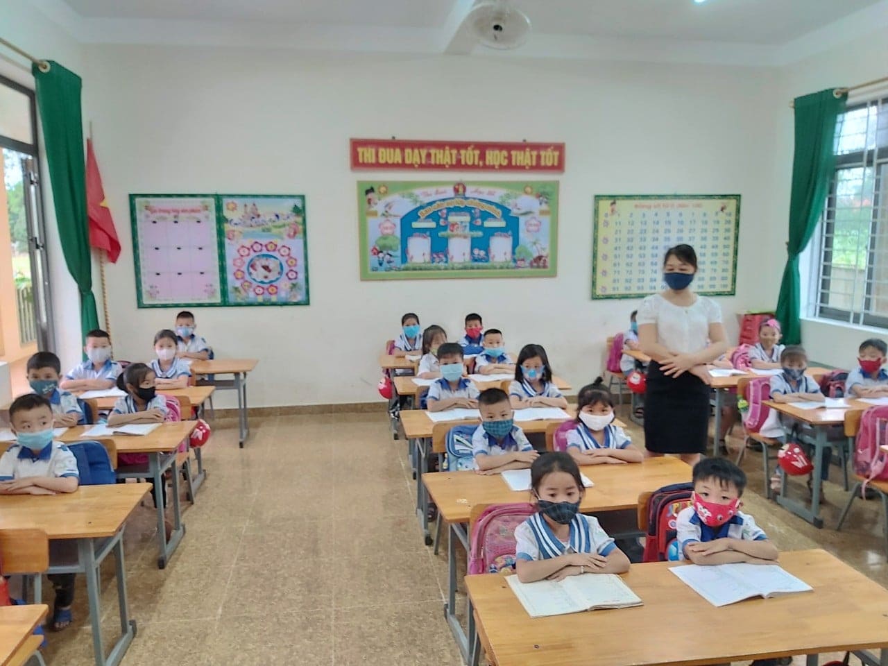 Xã Hương Trạch: Học sinh trở lại trường sau thời gian tạm nghỉ do dịch bệnh Covid-19